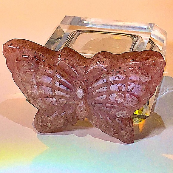 BUTTERFLY STRAWBERRY QUARTZ CARVED CRYSTAL NEW HEALING STONE - Picture 3 of 9